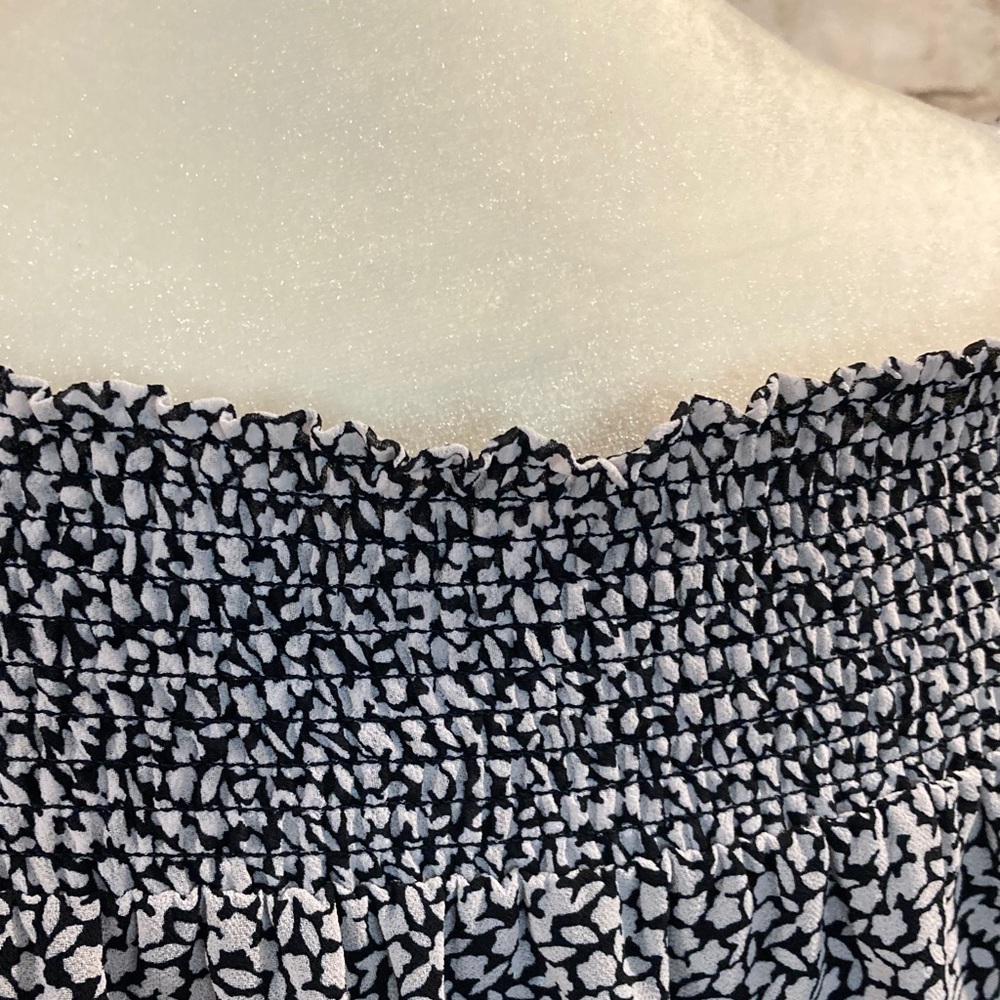 Michael Kors Light Weight Long Sleeve Dress - Picture 3 of 10